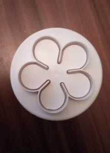 Einen wunderschönen Stempelausstecher BLUME 1 + Fondant + Marzipan + Plätzchen - Bild 1 von 6