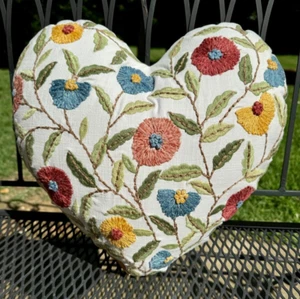 Pottery Barn Easter Spring Floral Heart Shaped Decorative Embroidered Pillow - Picture 1 of 6