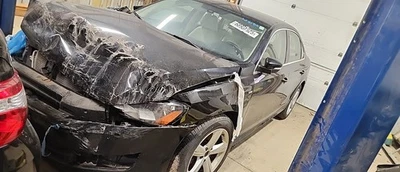 2015 Volkswagen Passat Automatic Transmission OEM 74K Miles - LKQ440133994 - Image 1 of 4