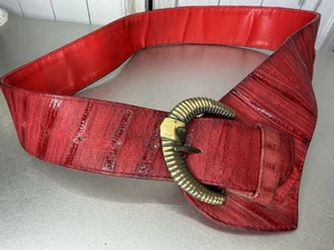 Vintage Red Eel Skin Red Unique Gold Buckle Belt 80s Glam Retro - Picture 1 of 3