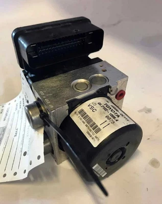 2008-2009 Toyota Tundra ABS Pump Anti Lock Brake Pump Assembly Module OEM - Imagem 1 de 2