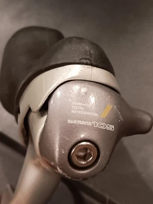 Right Rear Shimano 105 ST-1055 Shifter 8 Speed STI Brake Shift Lever -For Repair - Image 1 of 4