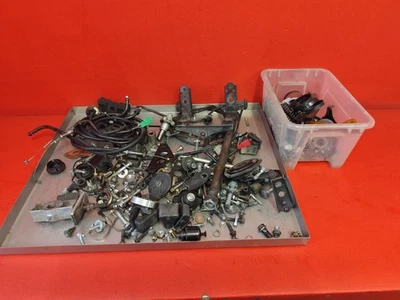 HONDA CBR600F PC25 1993 Restschrauben Restteile gebraucht - Bild 1 von 4