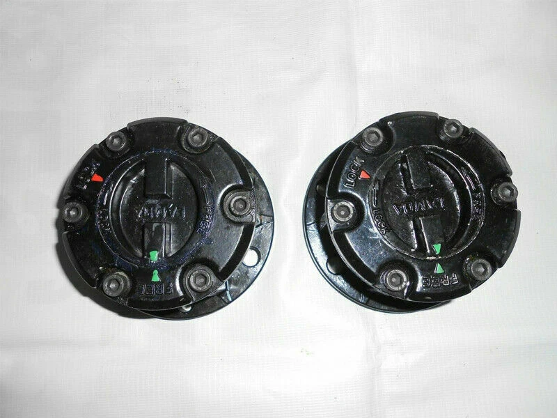 JUEGO DE BUJE DE BLOQUEO MANUAL GENUINO O BUJE DE RUEDA LIBRE PARA JEEP WILLYS CJ 1948-1971 Foto 1 de 4