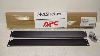 APC AR8108BLK (731304123385) Panel APC 1U Blanking Panel Kit Black - 2 Pack  - Image 1 of 3