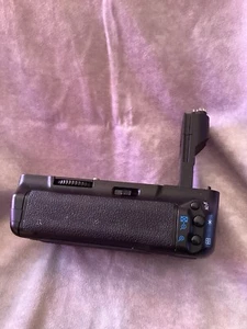 Powerextra Battery Grip Fits Canon 5D Mark II Camera. - Picture 1 of 7