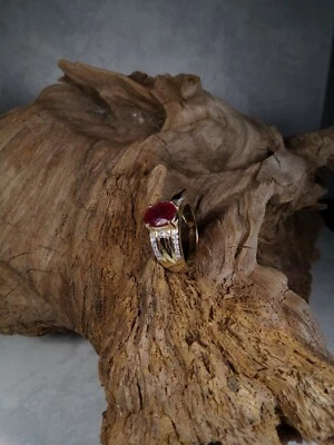 D30-28 / eleganter Ring 9 K / 375  GG mit ovalem Rubin und Zirkon  Gr. ca. 54 - Bild 1 von 4