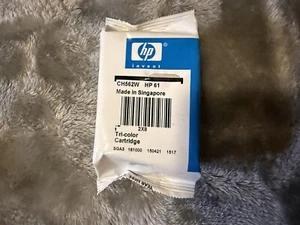 ZAPIECZĘTOWANY ORYGINALNY WKŁAD ATRAMENTOWY HP 61 TRI-COLOR OEM CH562W - Zdjęcie 1 z 2