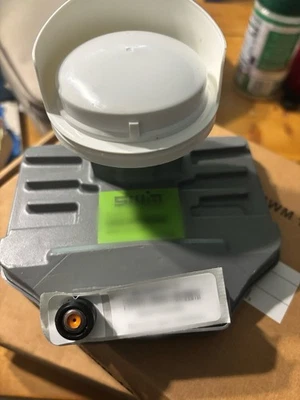 DIRECTV LNB SL3-SWM SWM3 Triple LNB para antena parabólica Ka/Ku AU9 SlimLine SWM3 Foto 1 de 3