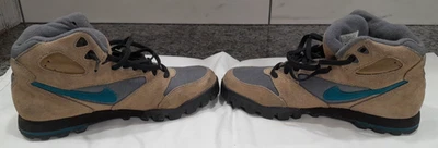 De Colección Nike ACG Caldera Años 90 Gamuza Botas de Senderismo Para Mujer Talla 9 Marrón/Azul 940507-IB Foto 1 de 4