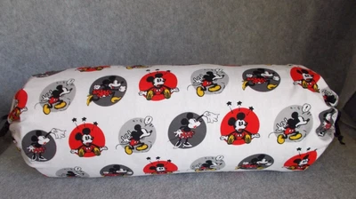 Funda de almohada hecha a mano Disney Mickey & Minnie de algodón cilíndrico reforzado cuello rollo Foto 1 de 4