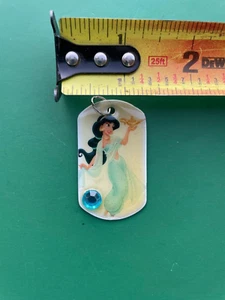 Etiqueta de perro de metal de jazmín princesa Disney - NUEVA - Imagen 1 de 2