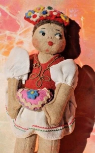 Muñeca niña gitana étnica hecha a mano vintage de fieltro de tela de los años 60, 7" de alto ¡ENVÍO GRATUITO! - Imagen 1 de 9
