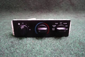 2011 CHRYSLER TOWN AND COUNTRY AC Control OEM 55111236AF - Picture 1 of 5