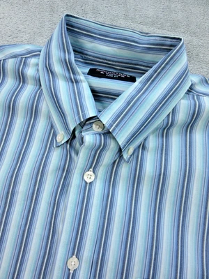 Roundtree & Yorke Mens Sz. Large Shirt Slim Fit Long Slv. Buttoned Down Blue - Image 1 of 4