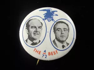 1972 MCGOVERN FOR PRESIDENT 1 1/4" BUTTON PINBACK THE BEST SHRIVER - Picture 1 of 2