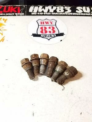 86-98 SUZUKI SAMURAI SIDEKICK GEO TRACKER - MANUAL LOCKING HUB BOLTS - HUBS - Image 1 of 2