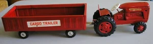 VINTAGE TIN TOY - FARM TRACTOR - CARGO TRAILER - JAPAN - RARE - DISPLAYS WELL - Photo 1 sur 6