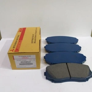 Front Brake Pad 4605B541 Mitsubishi L200 Triton 2.4 Diesel 2015 - 2022 - Picture 1 of 6
