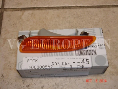 Marcador lateral izquierdo genuino Mercedes-Benz Clase CLK en parachoques luz de señal de giro NUEVO Foto 1 de 3