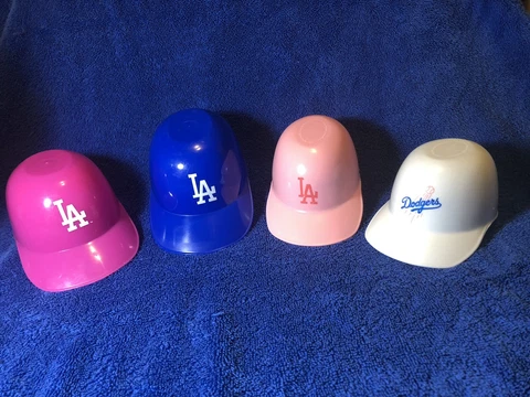 Los Angeles Dodgers set of 4 ice cream mini helmets used Cover