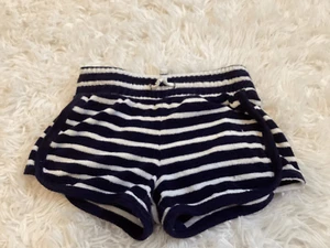 Gap girls Terry Shorts Girls Size 6-7 navy blue white Stripe Drawstring beach na - Picture 1 of 5