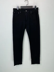 Levi's  Black Solid Denim Jeans Skinny Tapered Raw Hem Button Fly W33 L34 - Picture 1 of 14