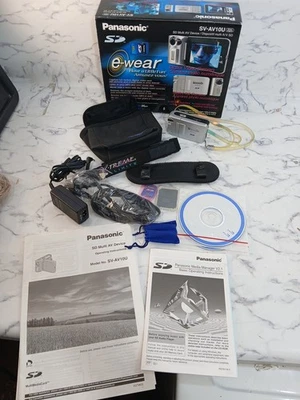 Panasonic SV-AV10 SD Multi Dispositivo AV E-Wear Cable de alimentación/accesorios totalmente probados  Foto 1 de 4