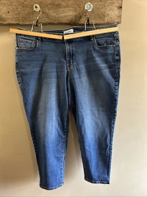 Jeans Lane Bryant Talla 22 Flex Magic Cintura Banda Baja Novio. 94% algodón. Foto 1 de 4