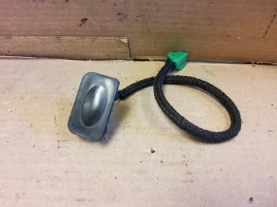 2009-2012 Chevrolet Traverse Rear Lift Gate Hatch Button OEM S&D - Image 1 of 4