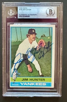 1976 Topps  HOF Jim "Catfish" Hunter signed - Beckett (BAS) authenticated auto - Image 1 of 2