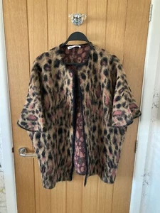 BNWT ZARA Limited Edition Animal Print Alpaca Wool Knit Cape Coat Size M - Picture 1 of 8