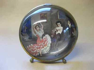 Vintage 'Polyfoto of England' Photo Frame ~ Convex Glass ~ Flamenco Dancers - Picture 1 of 6