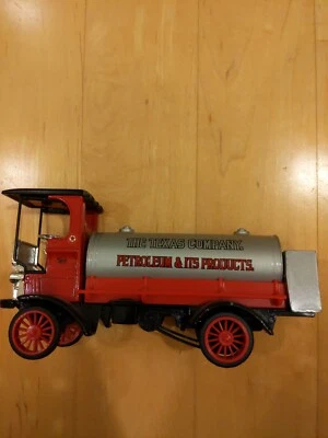 De colección The Texas Company Petroleum & Its Products 1910 Mack Senior Bank con llave Foto 1 de 4
