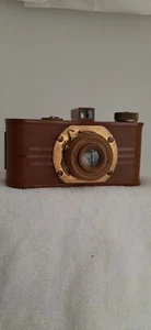 Argus A Colored Camera Brown & Gold , Read,LQQK, Compare - Picture 1 of 3