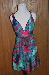GUESS Red and Turquoise Multi Colored Design Halter Style Summer Dress Sz 3 - Picture 1 of 3