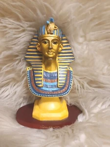 Tutankhamen Bust - Picture 1 of 4