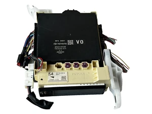 Unidad de módulo de control de carrocería Toyota Corolla MPX 2020-2023 P: 89221-02580 ¡OEM! - Imagen 1 de 5