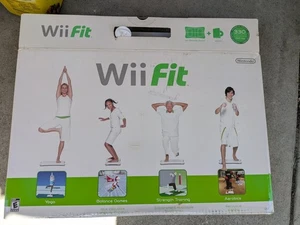 NEW NINTENDO Wii Fit Balance Board + GAME DISK - Picture 1 of 6