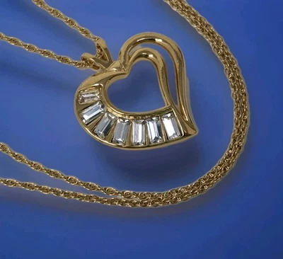 Cadena collar colgante corazón abierto diamantes de imitación cristal baguette tono dorado y 16" Foto 1 de 4