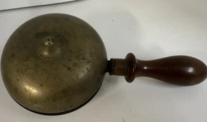 Antico campanello muffin pompiere portatile ottone 5", funziona bene - Foto 1 di 3