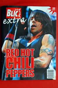 RED HOT CHILI PEPPERS ALL ABOUT ON COVER +160 PAGES 2007 RARE SERBIAN MAGAZINE - Picture 1 of 1