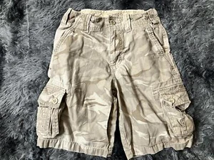 Arizona Jean Company Camouflage Shorts - Size 8 - Picture 1 of 3
