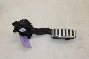 2012-2019 Fiat 500 Accelerator Pedal 68073429AA OEM ML65 - Picture 1 of 9