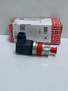 DANFOSS 060G1328 Pressure Transmitter AKS 3000 - Picture 1 of 9
