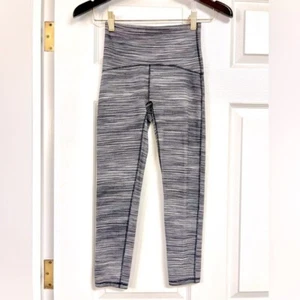 IVIVVA by LULULEMON Girls 10 Strong Spirit Tight Mini Space Dye Heathered Grey - Picture 1 of 7