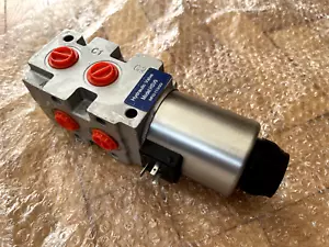 6 Port Hydraulic Diverter / Selector Valve, 90l/min, 250bar 24v - Picture 1 of 6
