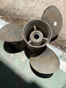 14" X 19P MERCURY STAINLESS PROPELLER, 48-73980-19, MERCURY YAMAHA HONDA, # 3345 - Bild 1 von 7