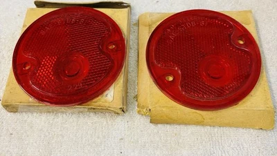 2 NOS 1954-55 Chevrolet Truck Stop & Tail Lamp lens GM 5938745 Glo-Brite 229 - Image 1 of 3