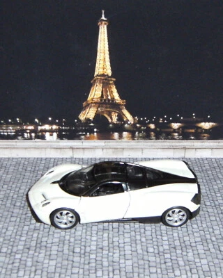 Pagani Huayra 2016 ivoire 1:38ème WELLY (à friction) - Photo 1/4